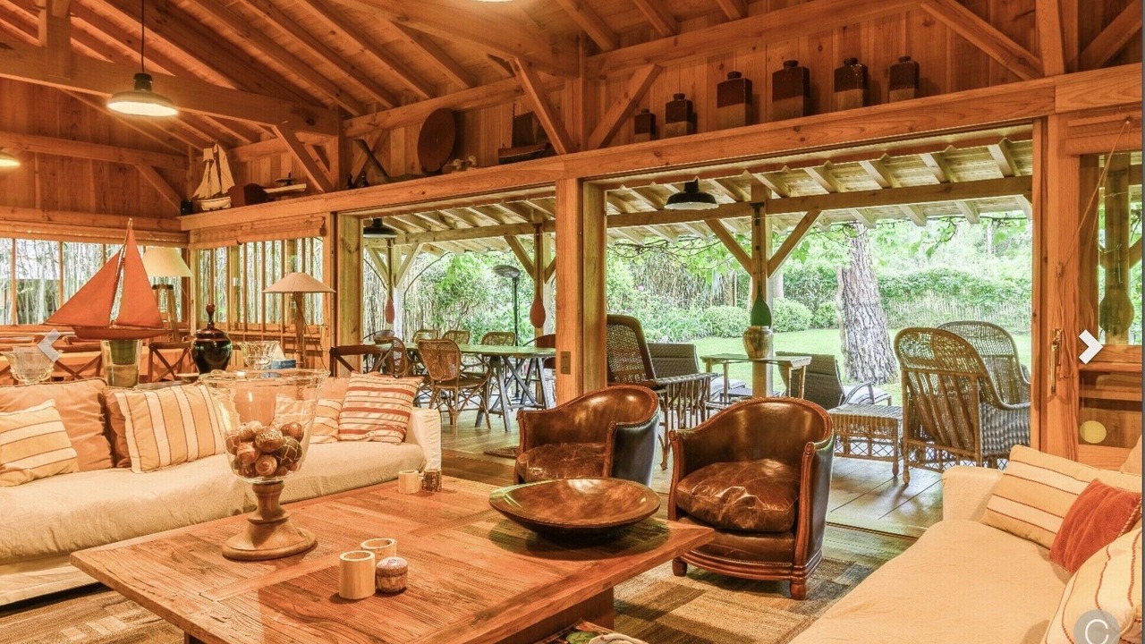 Photo of Livingroom in Le Canon