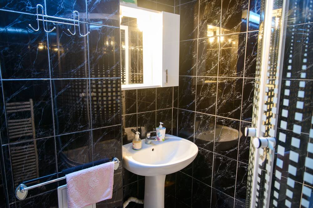 Photo of Bathroom in Sfantu Gheorghe