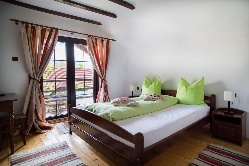 Photo of Bedroom in Cartisoara