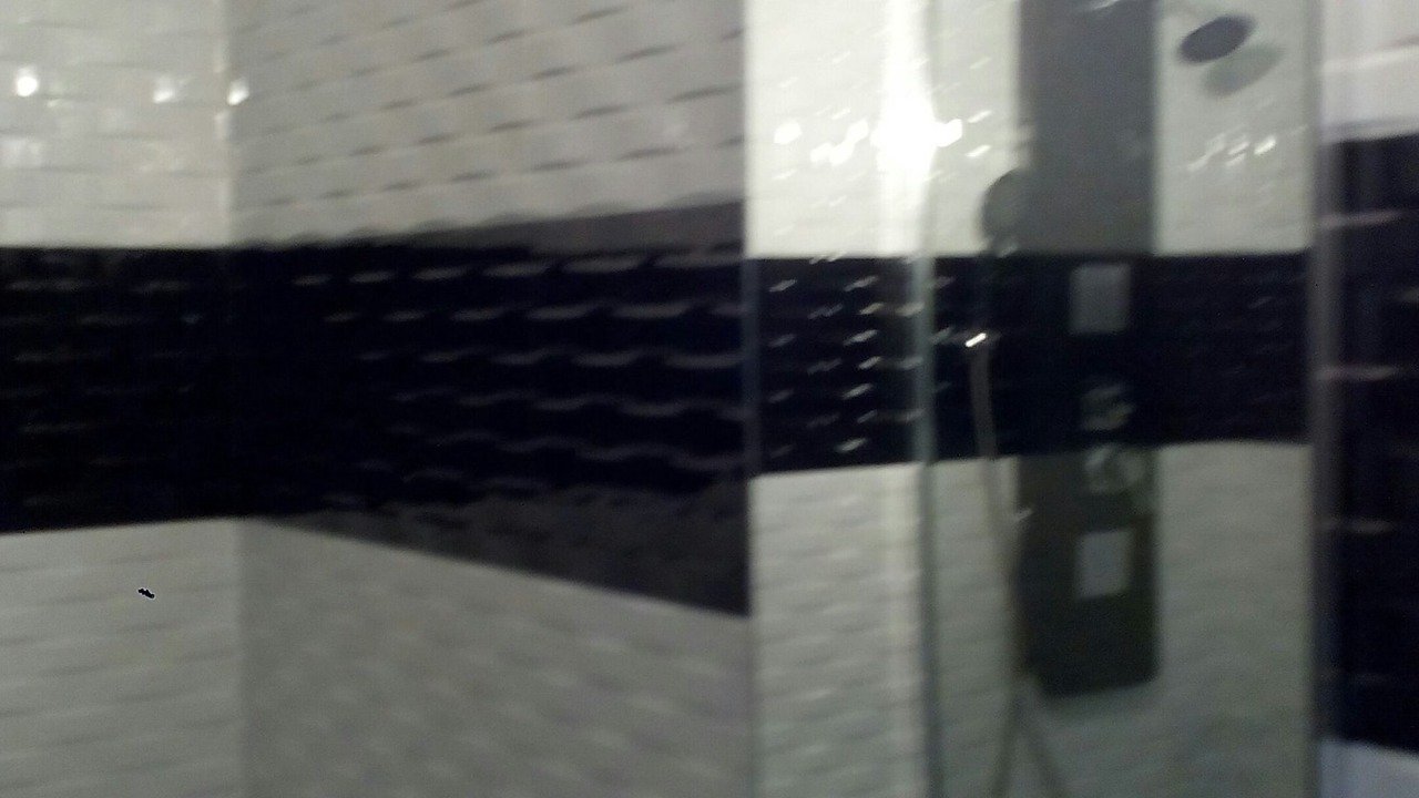 Photo of Bathroom in Los Angeles de San Rafael