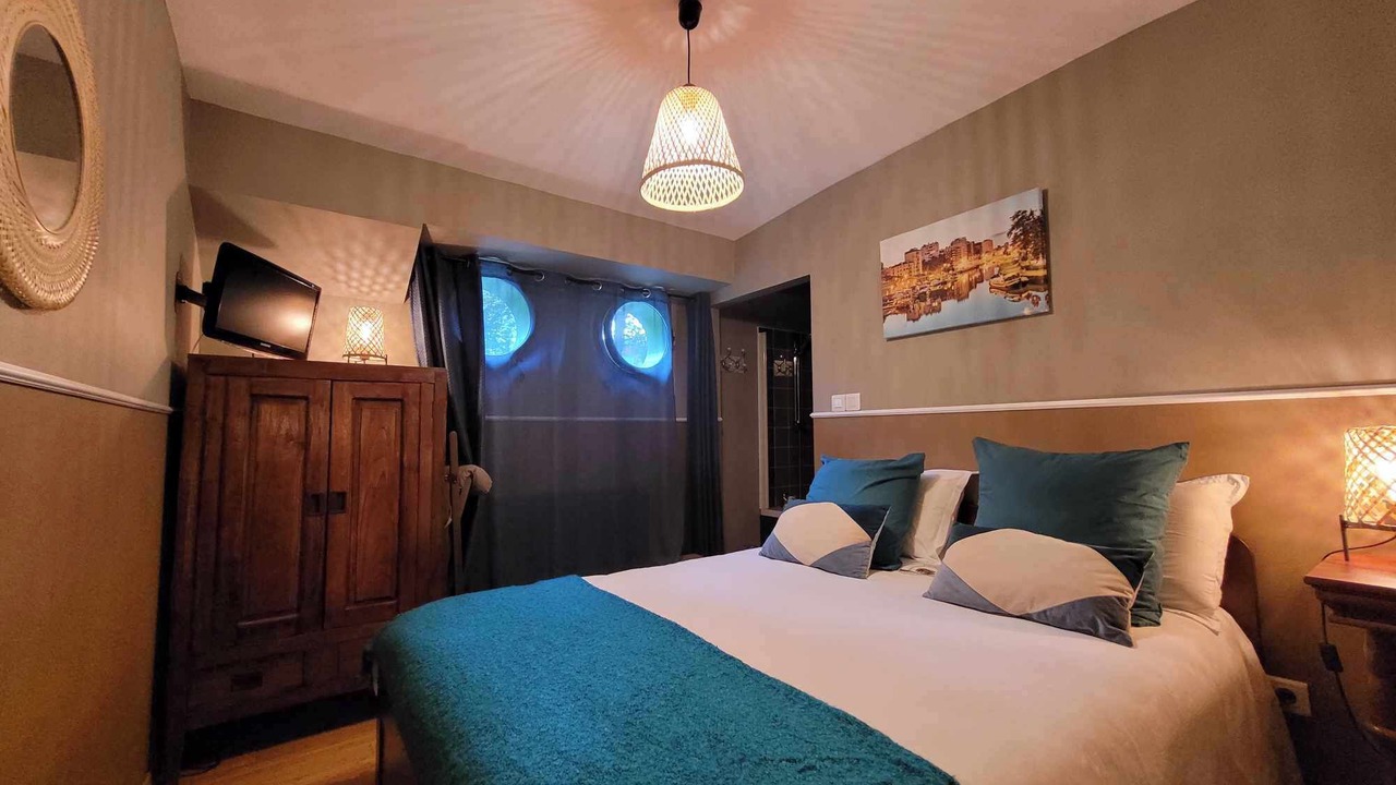 Photo of Bedroom in Cote Pavee