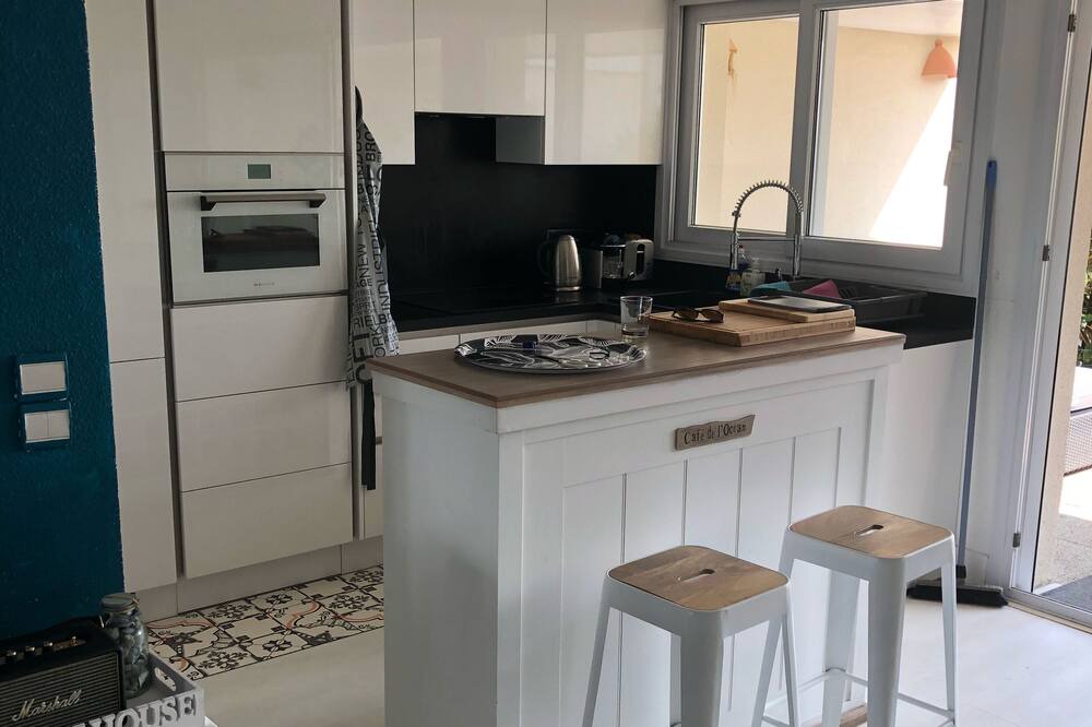 Photo of Kitchen in Piraillan