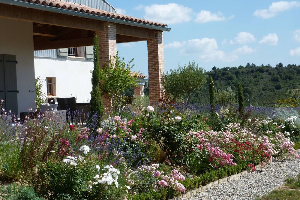 Photo of Outdoor in Villelongue-d'Aude