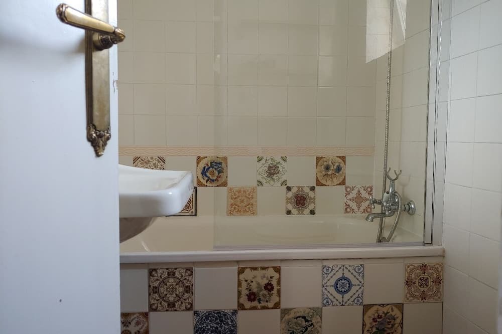 Photo of Bathroom in San Lorenzo de El Escorial