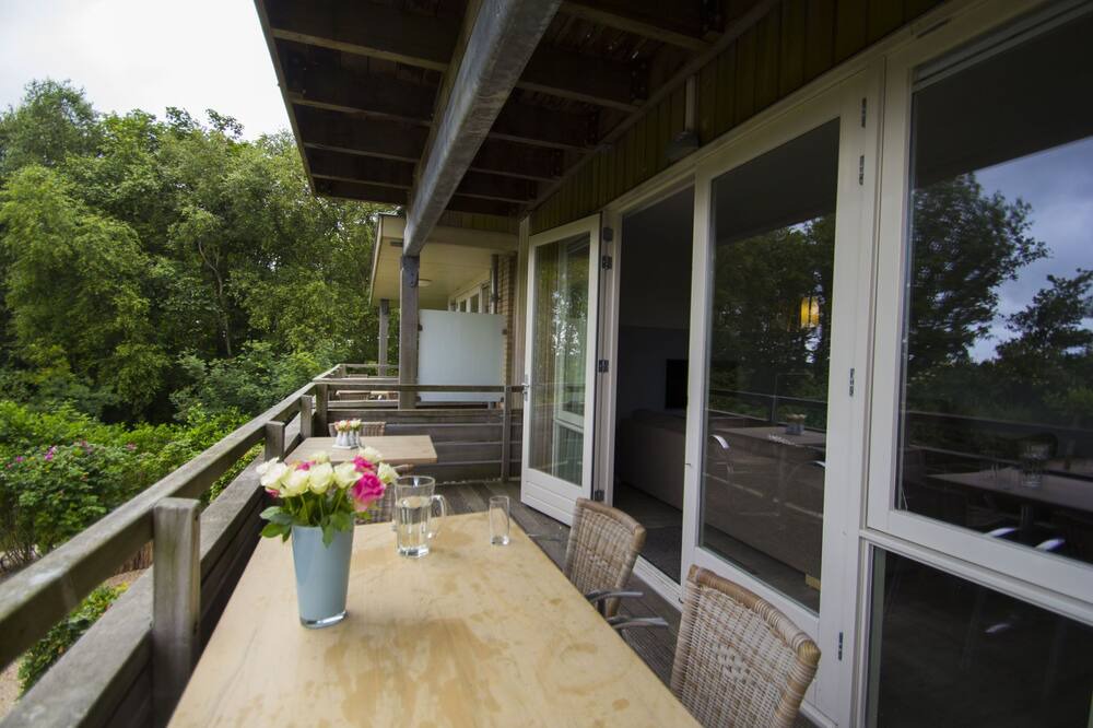 Photo of Patio Balcony in Midsland