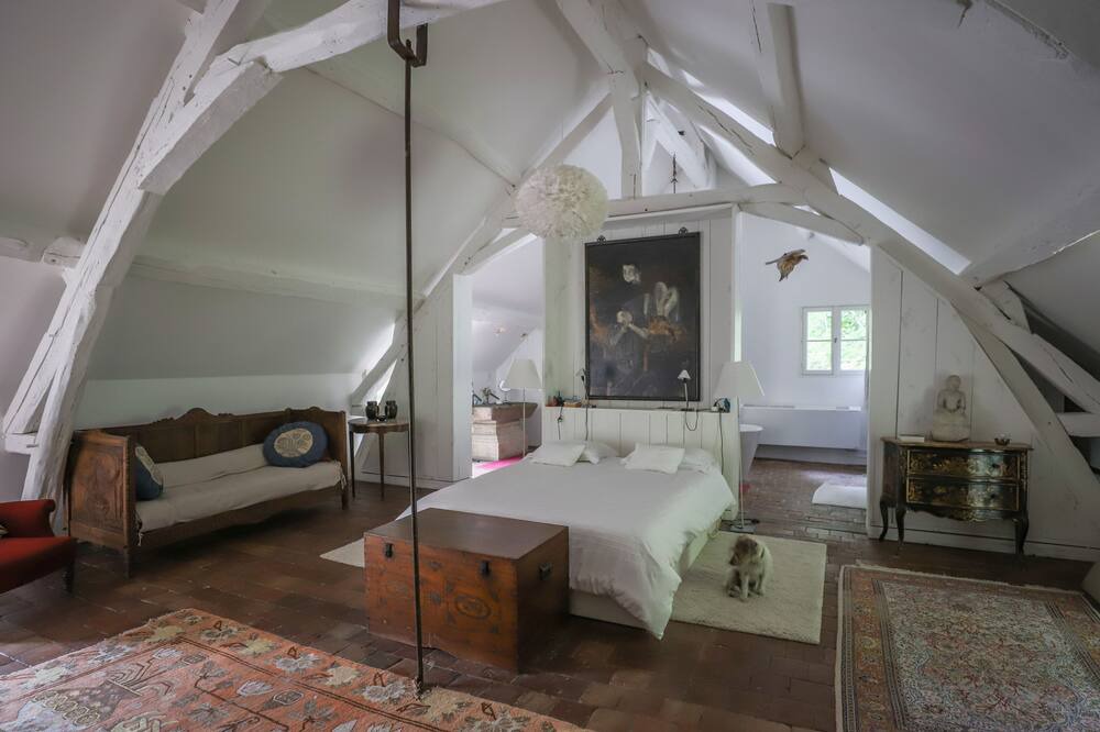 Photo of Bedroom in Monthou-sur-Cher