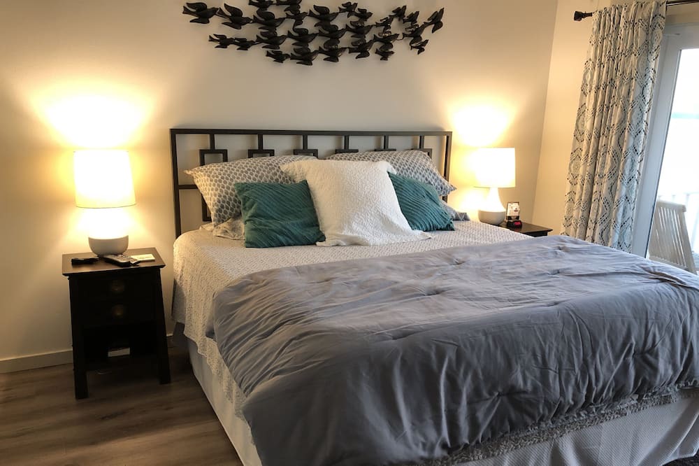 Photo of Bedroom in Crescent Beach
