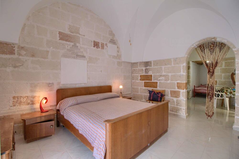 Photo of Bedroom in Specchiarica
