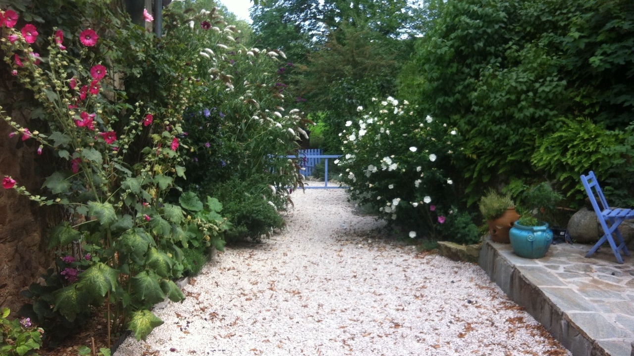 Photo of Outdoor in Desaignes