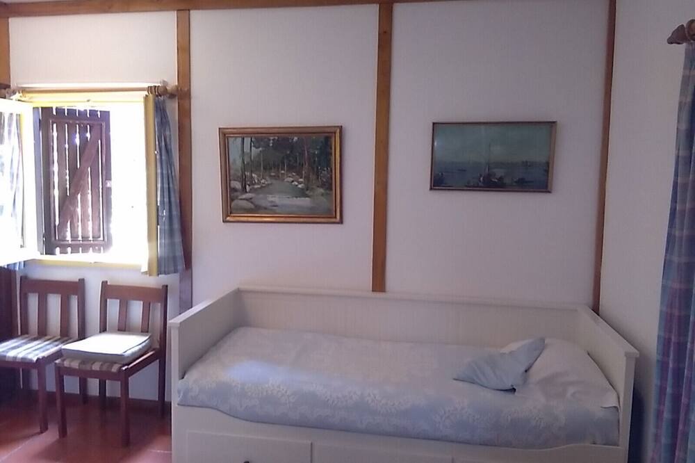 Photo of Bedroom in Lanhelas