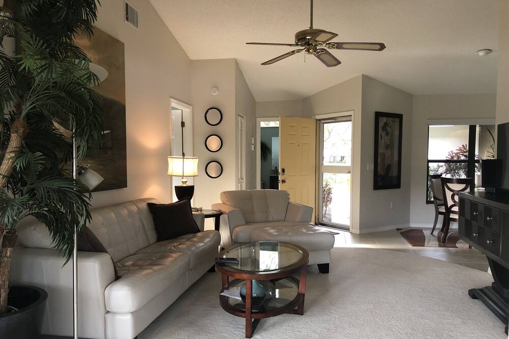 Photo of Bedroom in Myrtle Trace