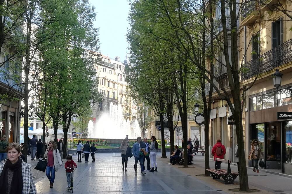 Photo of Outdoor in Gros