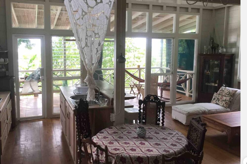 Photo of Livingroom in Isla Bastimentos