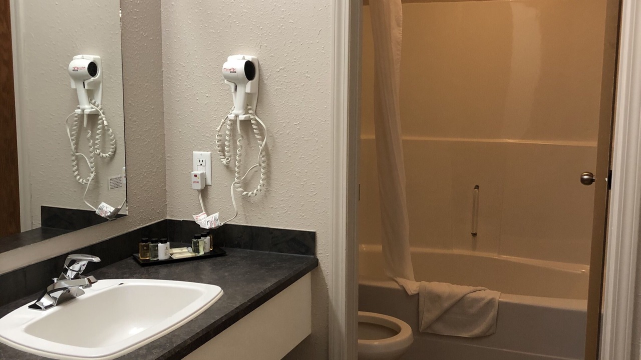 Photo of Bathroom in Wainwright