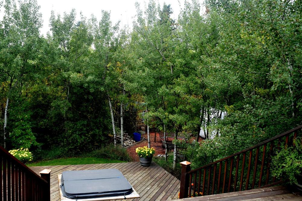 Photo of Outdoor in Wainwright