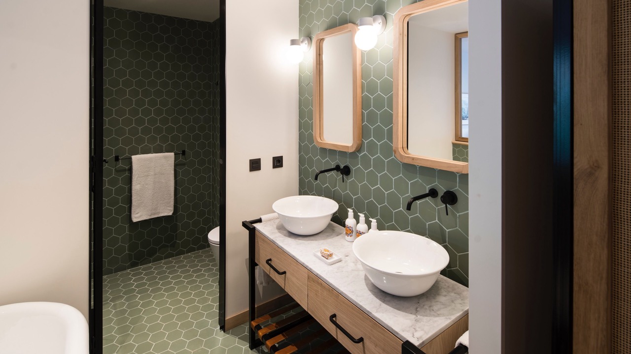 Photo of Bathroom in Mesao Frio