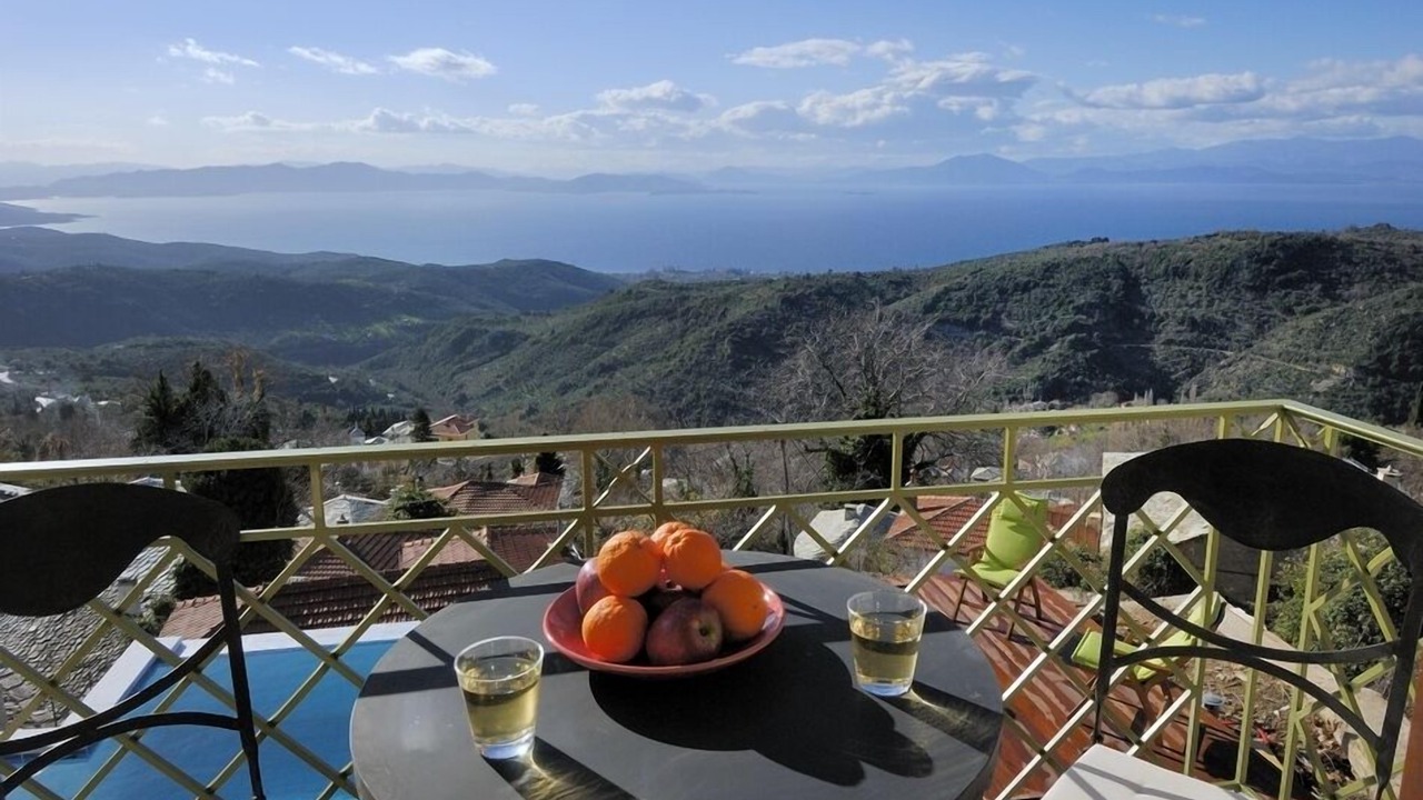 Photo of Patio Balcony in Milies