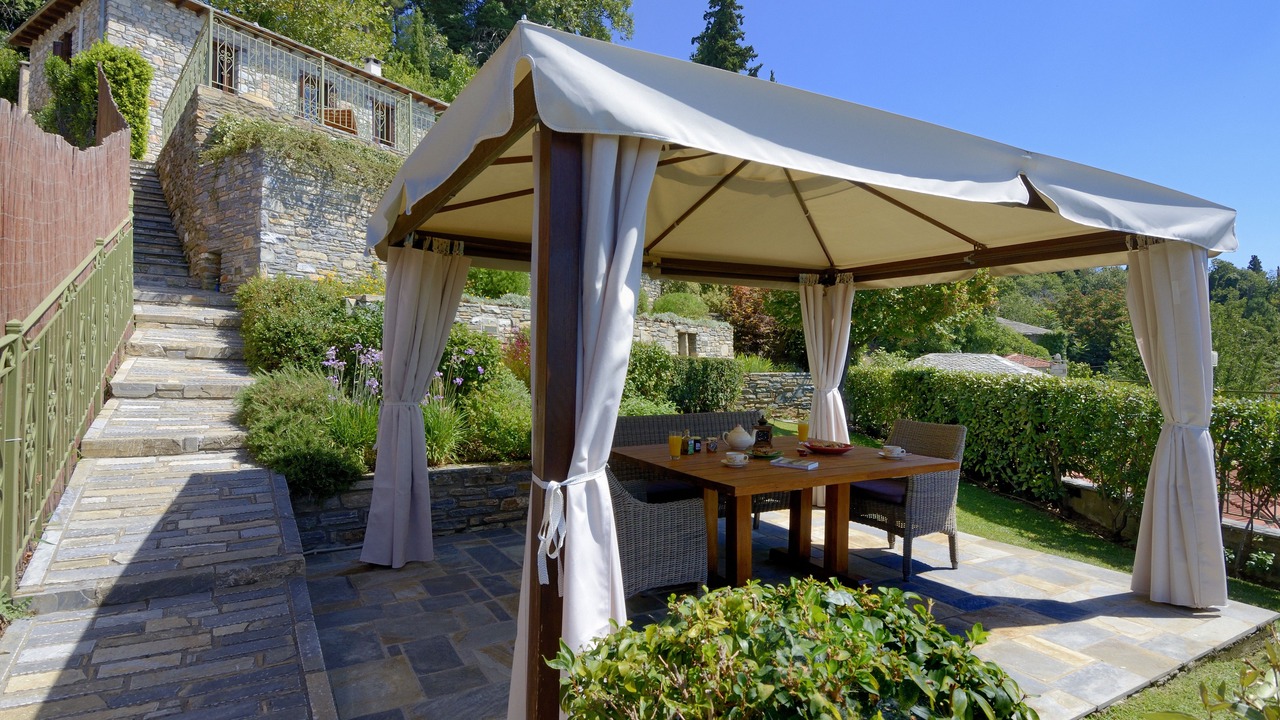 Photo of Patio Balcony in Milies