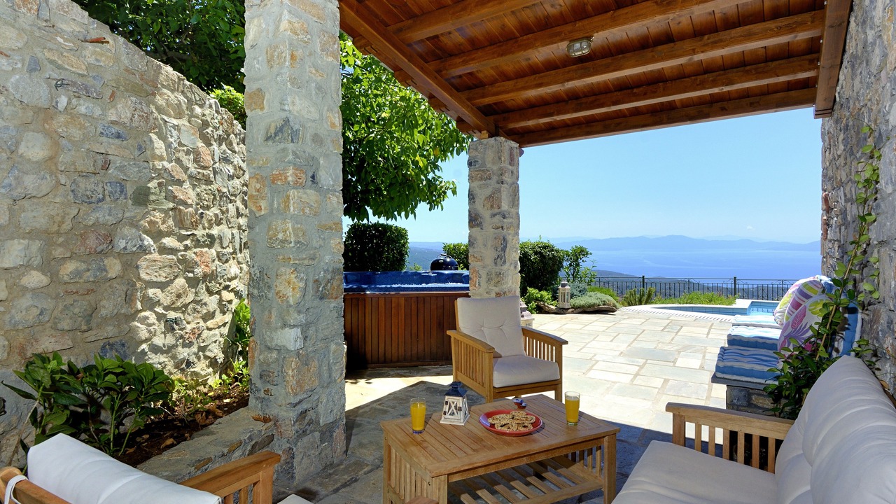 Photo of Patio Balcony in Milies