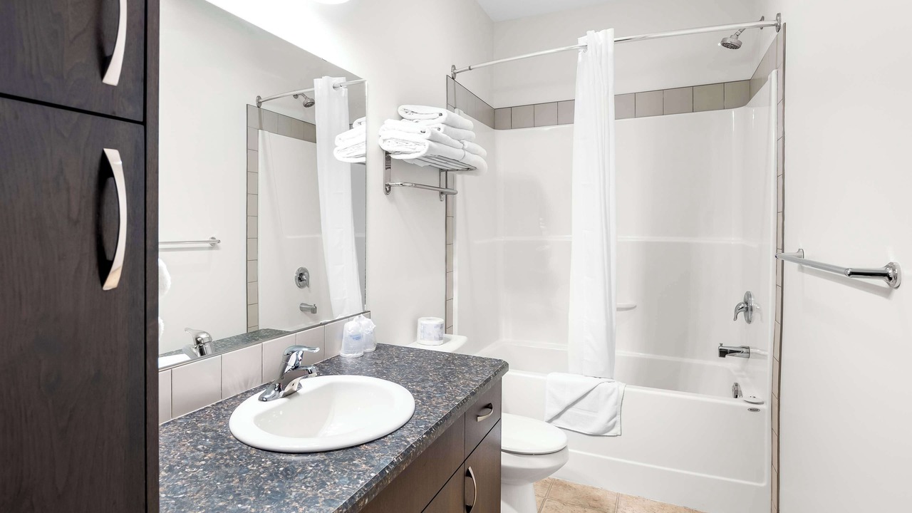 Photo of Bathroom in Hardisty