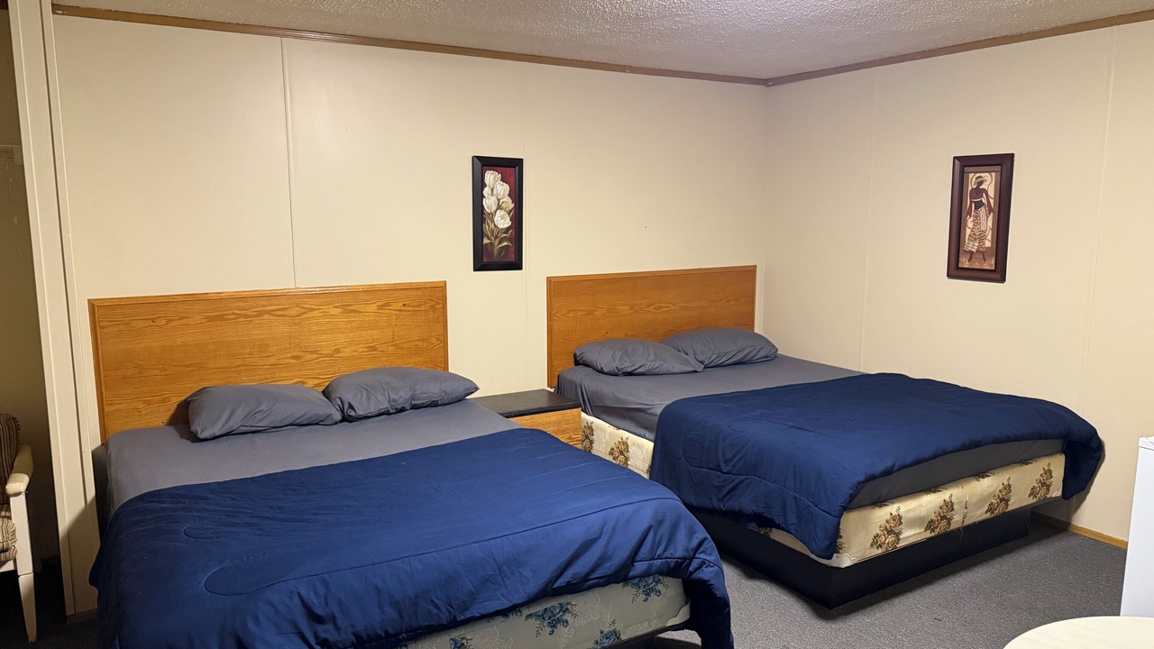 Photo of Bedroom in Division No. 7