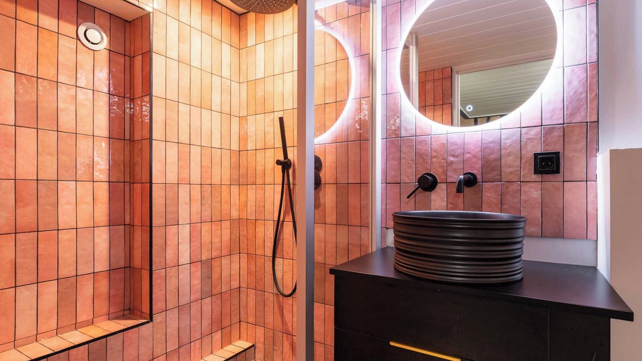 Photo of Bathroom in Carnot - Gailleton