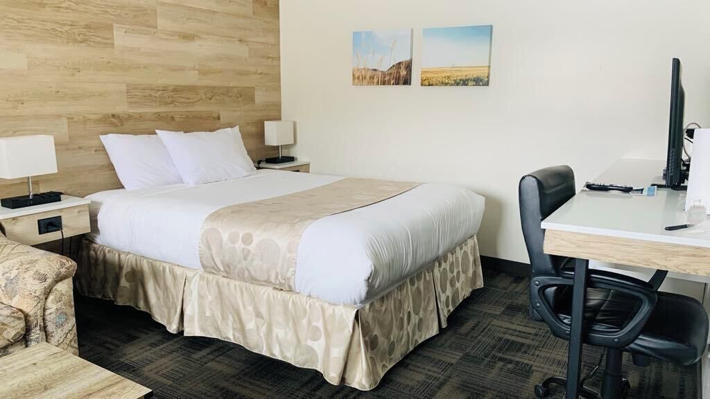 Photo of Bedroom in Outlook