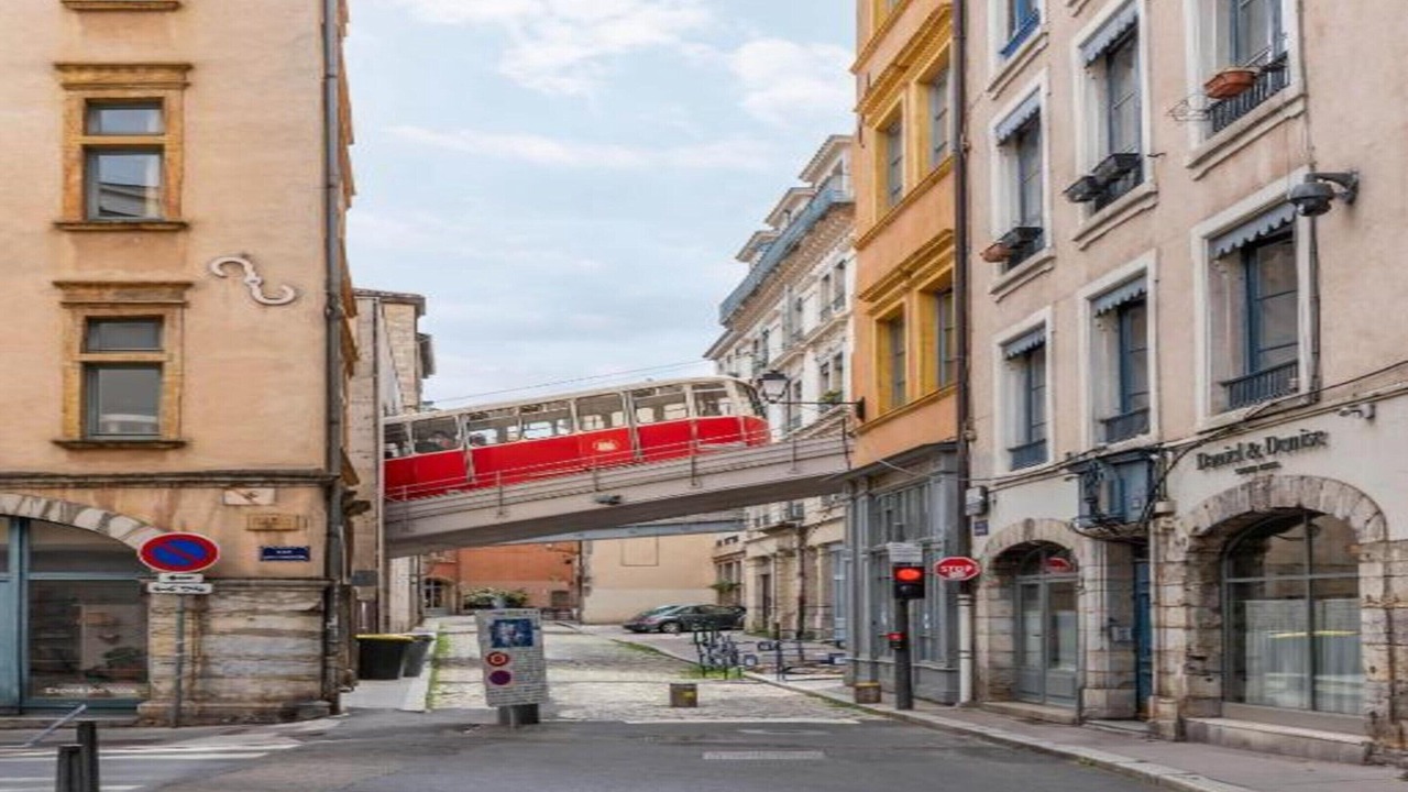 Photo of Others in Villette Gare