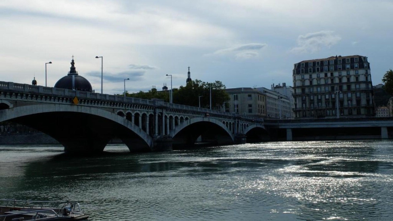 Photo of Others in Villette Gare