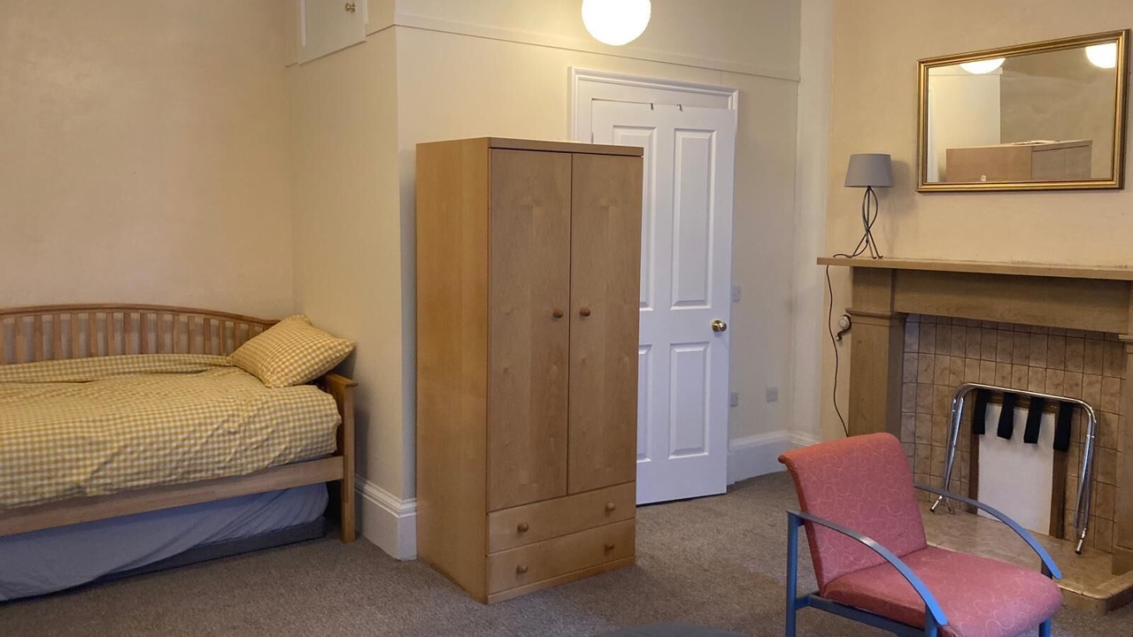 Photo of Bedroom in Tollcross