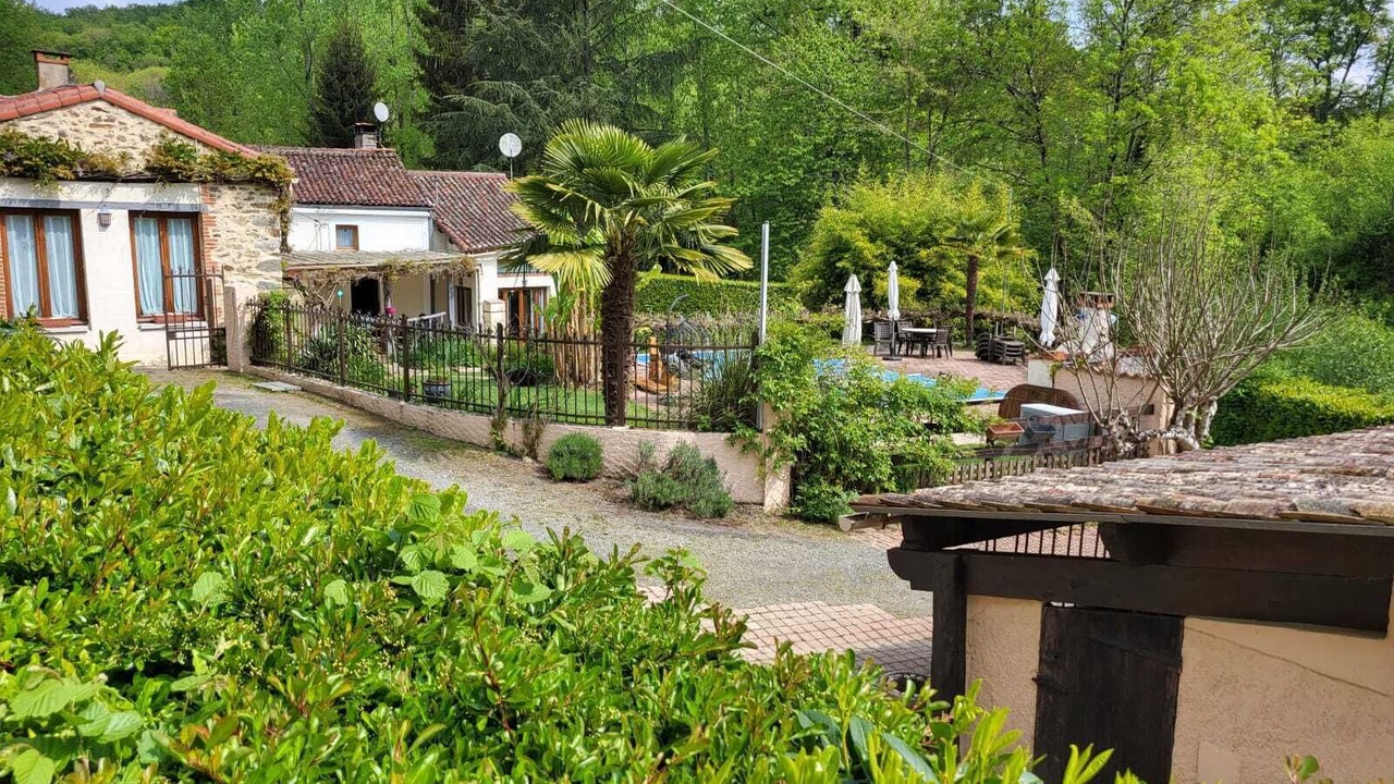 Photo of Outdoor in Scille