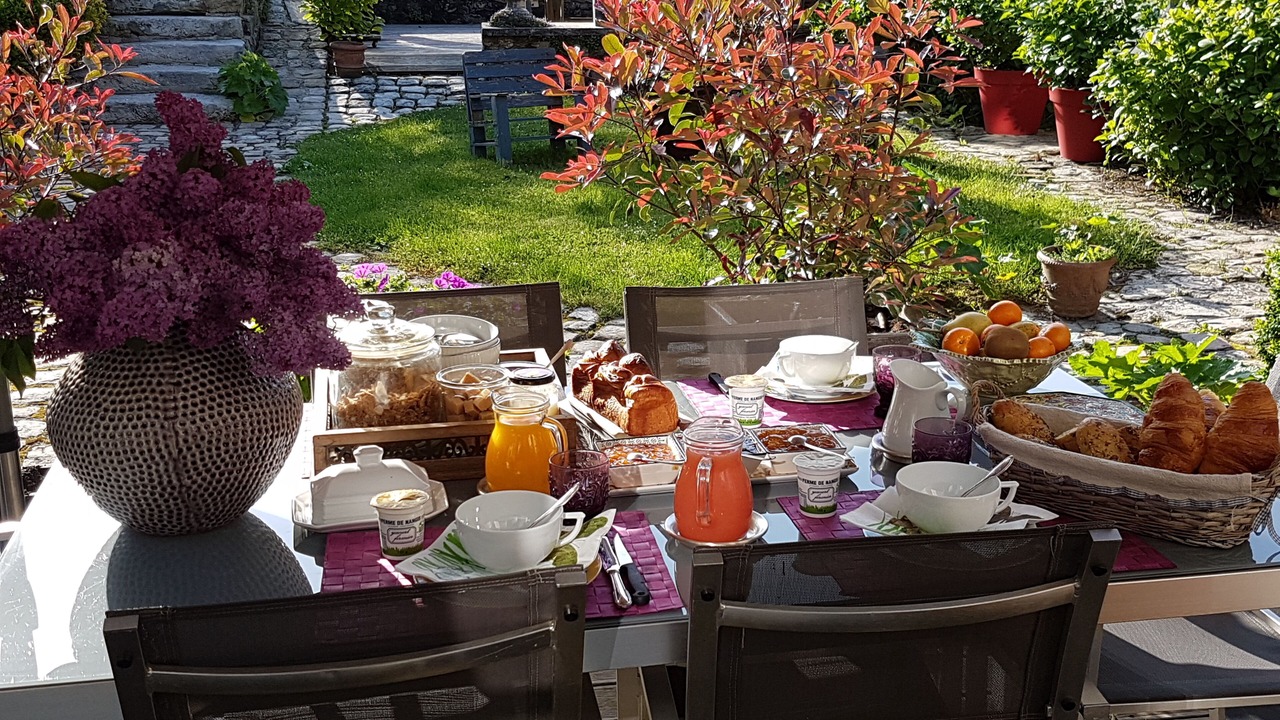 Photo of Outdoor in Ury