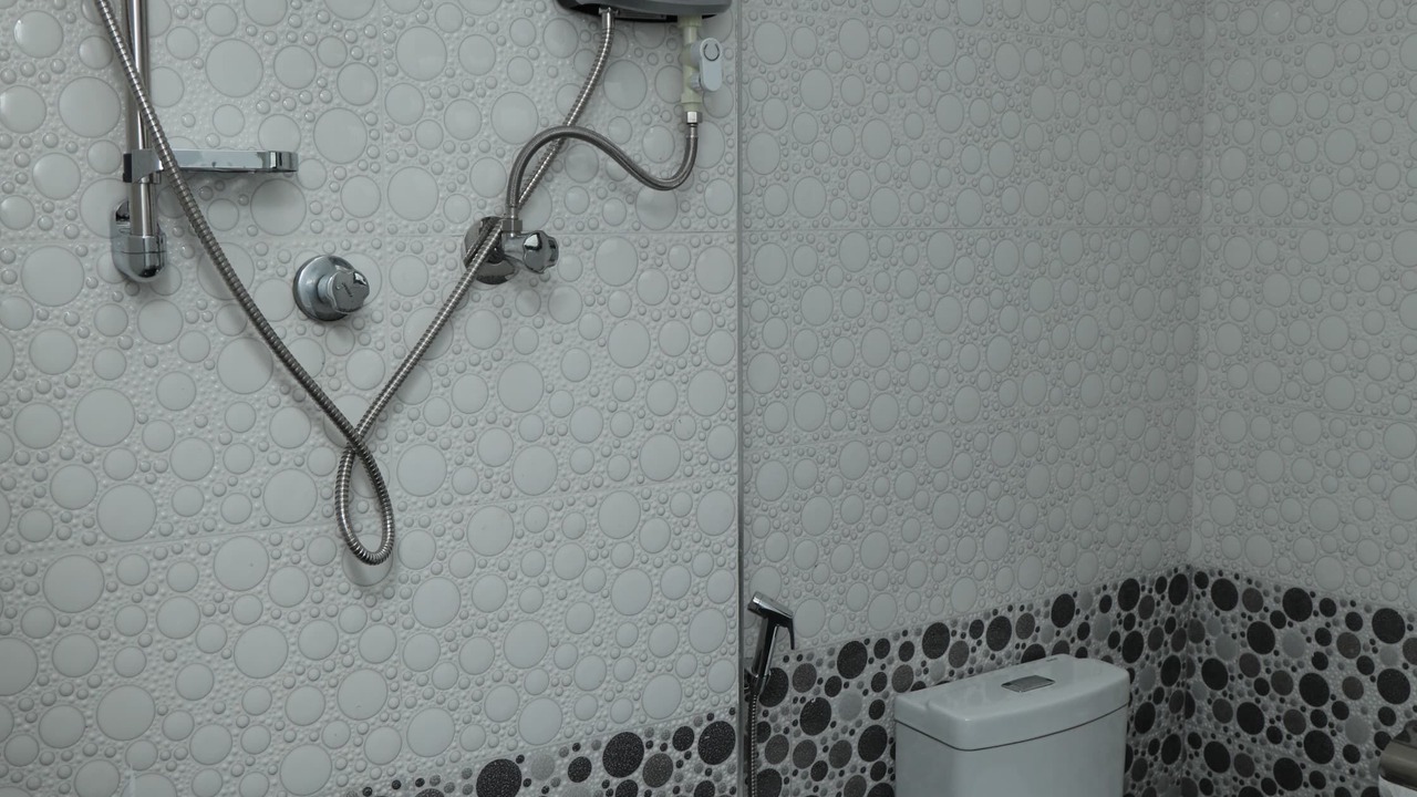 Photo of Bathroom in Polhena