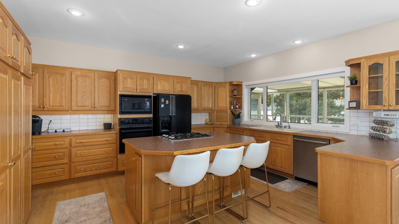 Photo of Kitchen in Okanagan-Similkameen