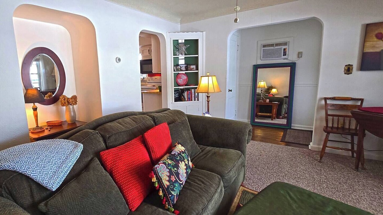 Photo of Livingroom in Fenton