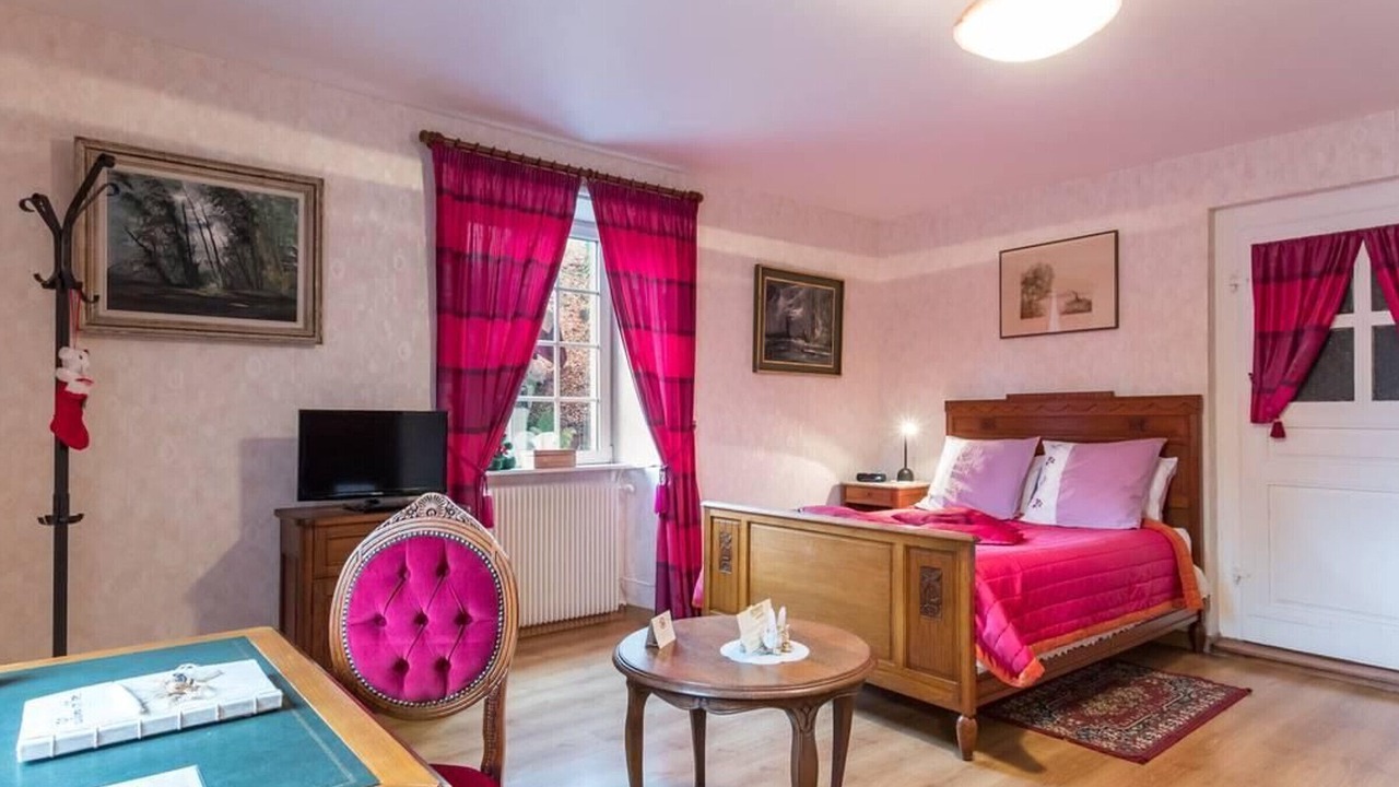 Photo of Bedroom in Plancher-Bas