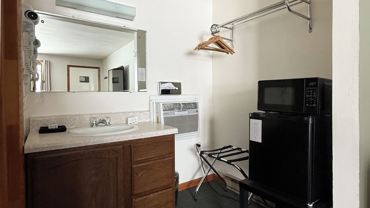 Photo of Bedroom in Newberry