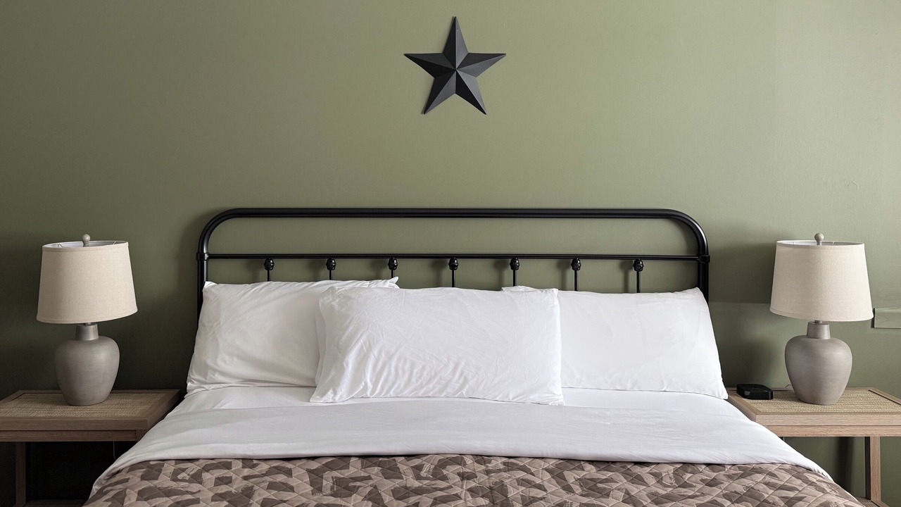 Photo of Bedroom in Newberry