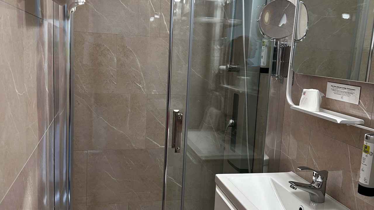 Photo of Bathroom in Chateaubernard