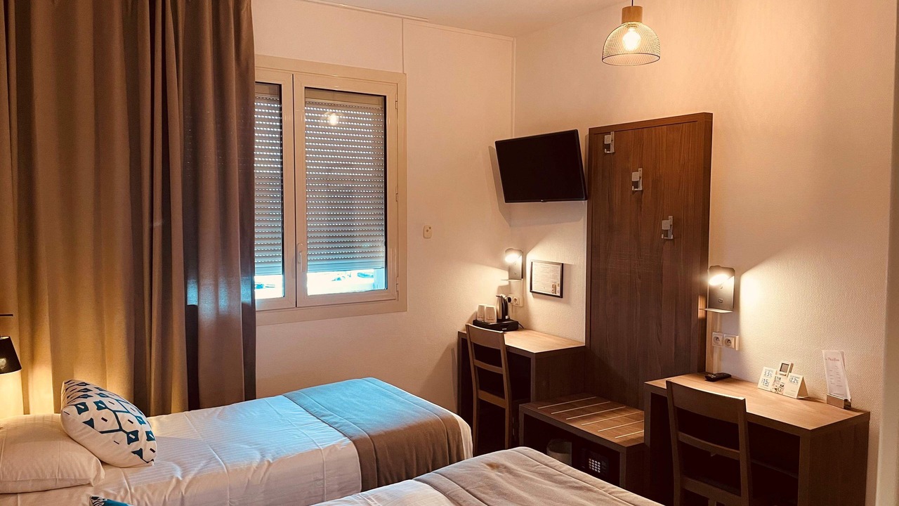 Photo of Bedroom in Chateaubernard