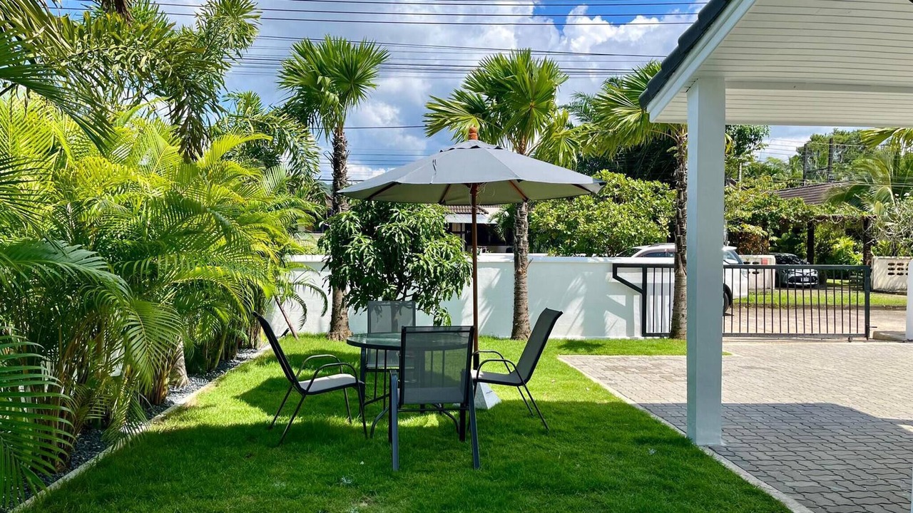 Photo of Patio Balcony in Khuekkhak