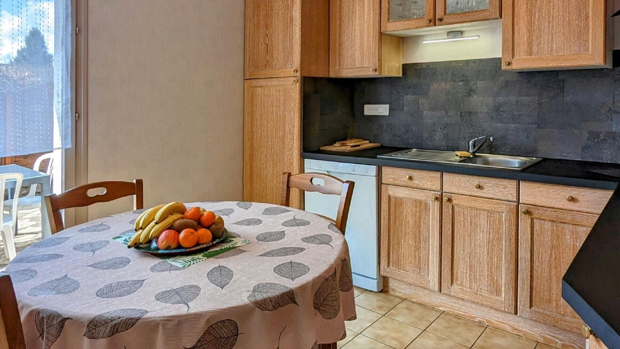Photo of Kitchen in Plancher-Bas