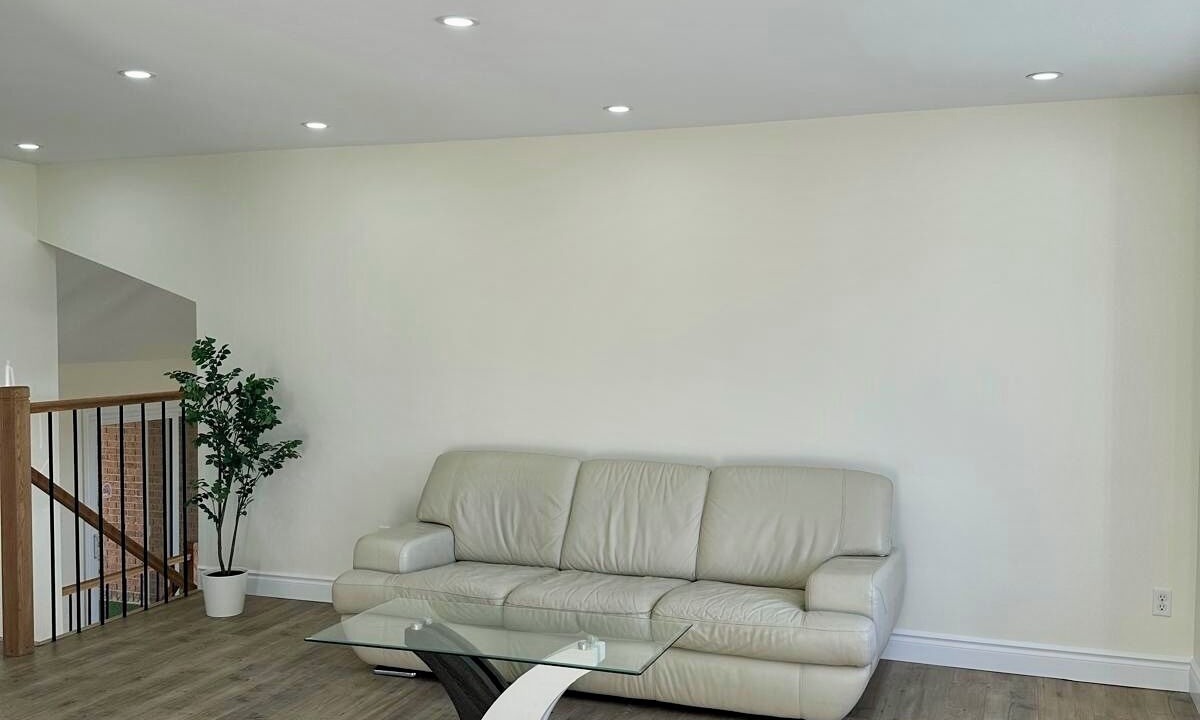 Photo of Livingroom in Central Elgin