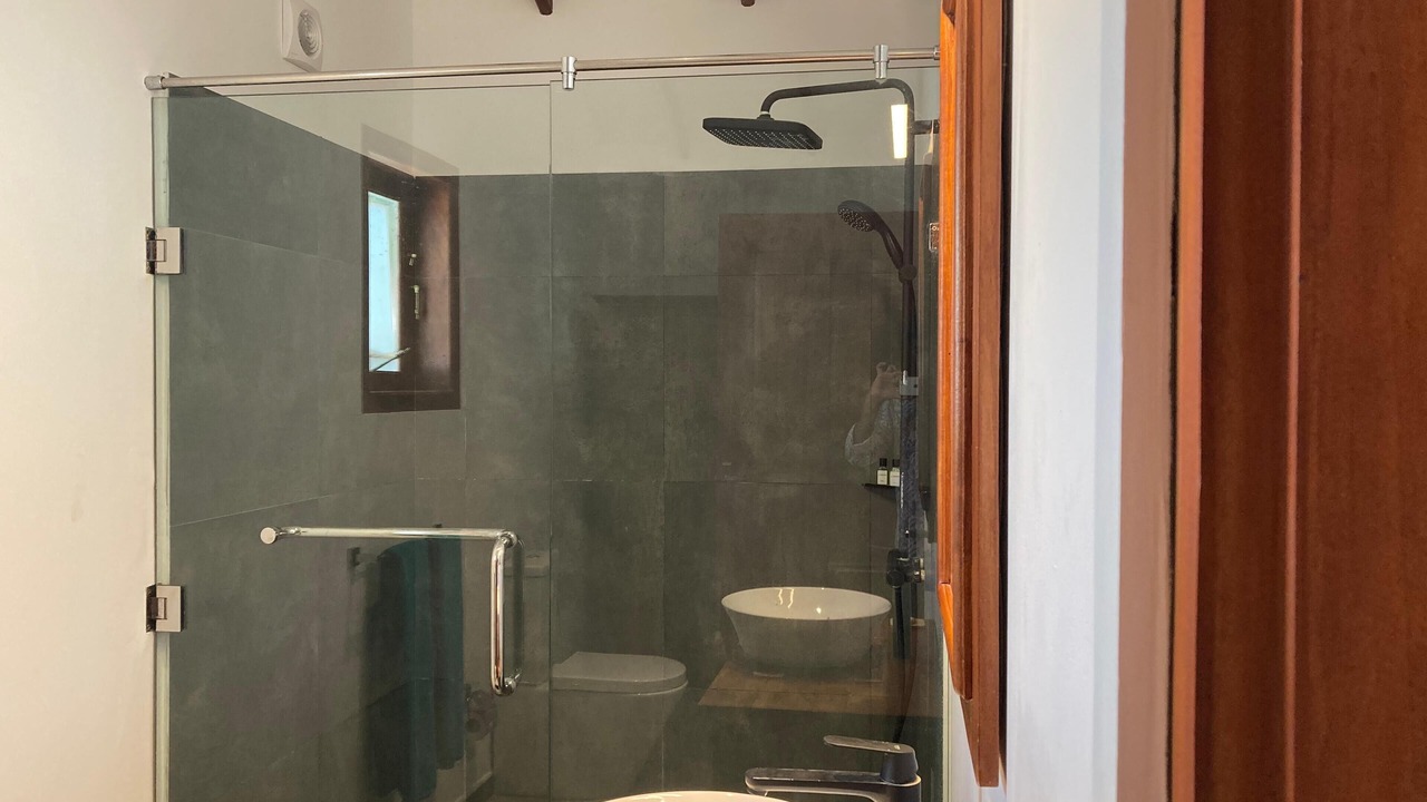 Photo of Bathroom in Kirinda