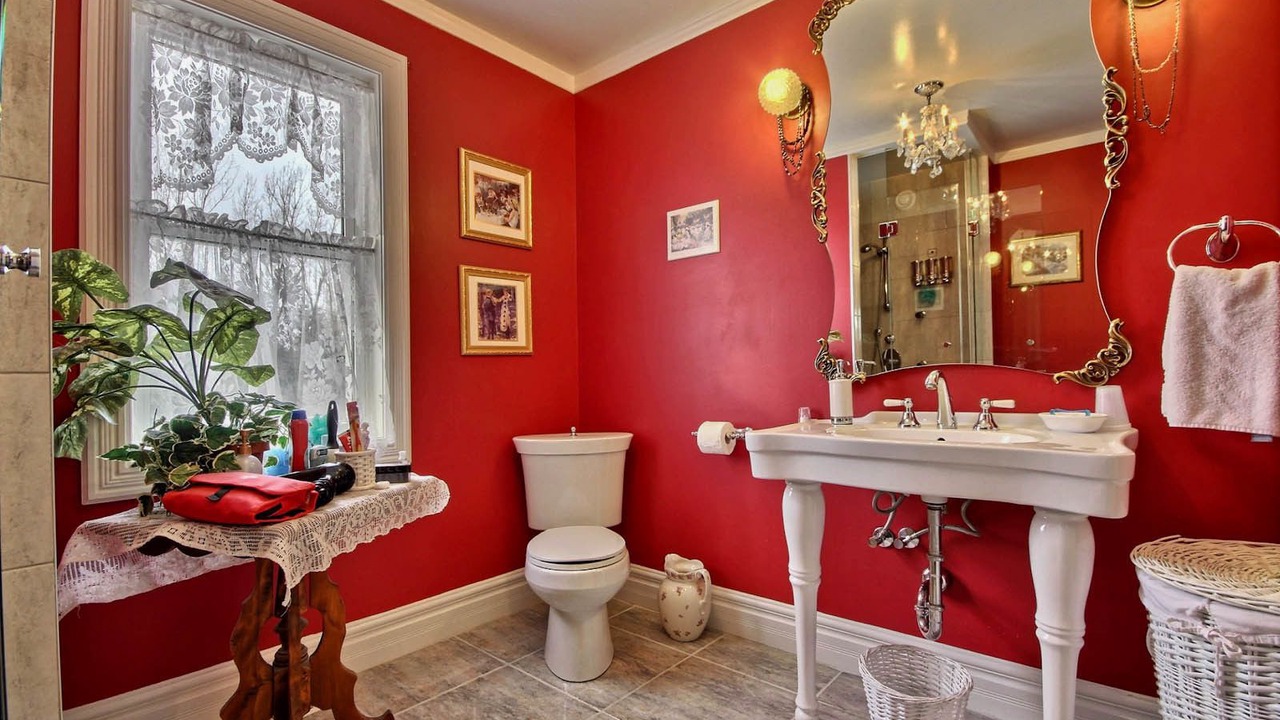 Photo of Bathroom in North Dundas