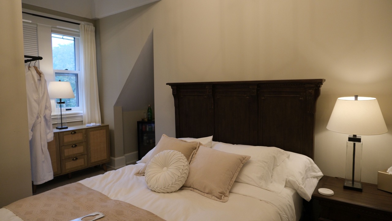 Photo of Bedroom in Oconomowoc