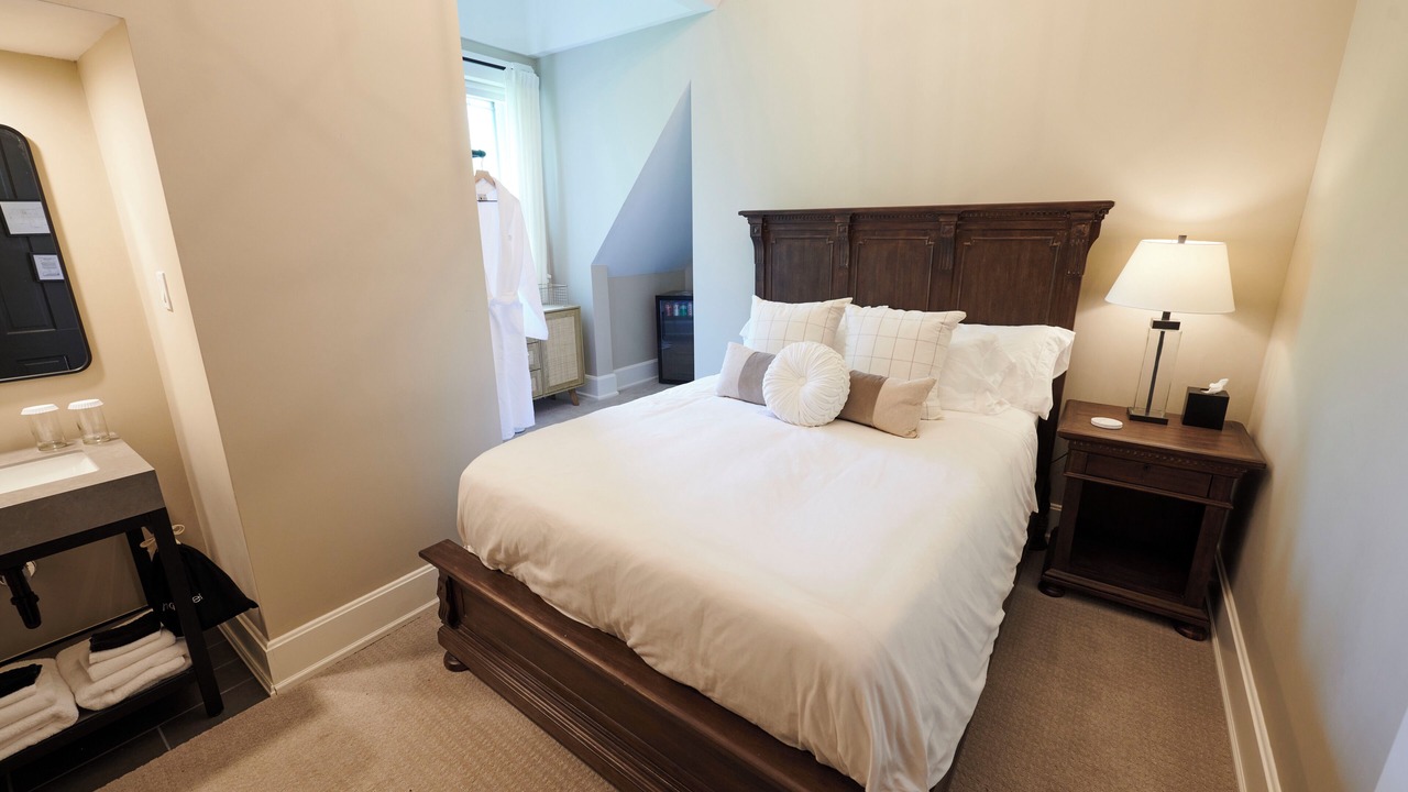 Photo of Bedroom in Oconomowoc