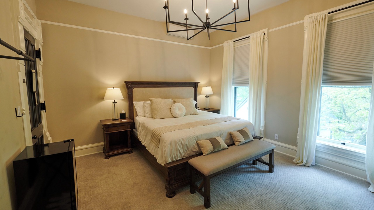 Photo of Bedroom in Oconomowoc