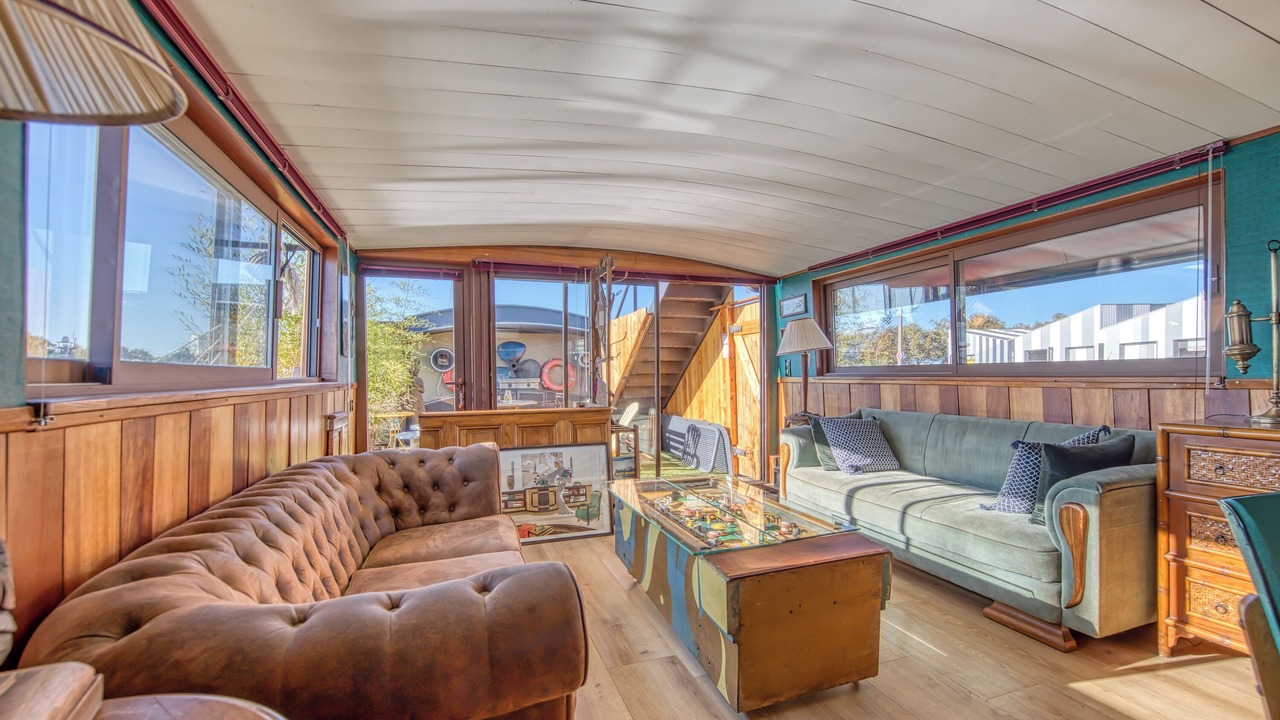 Photo of Livingroom in Bassins a Flot