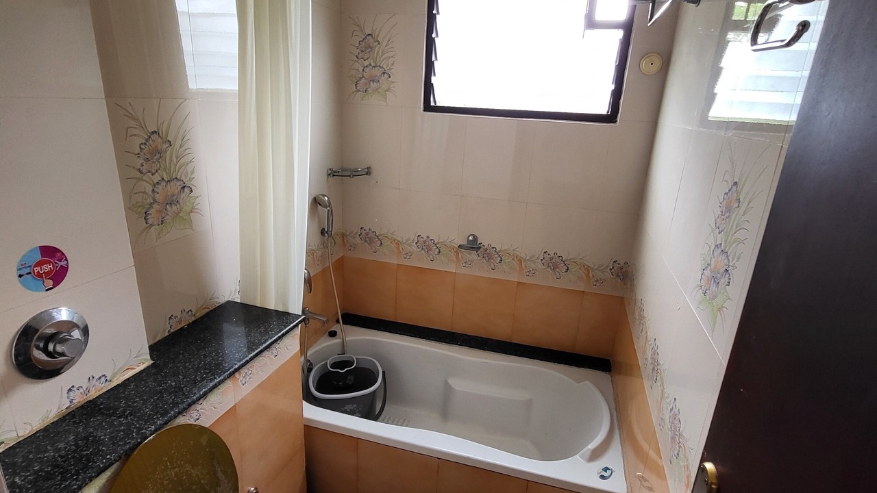 Photo of Bathroom in Moolakadai